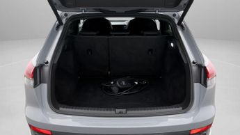 Audi Q4 e-tron S LINE