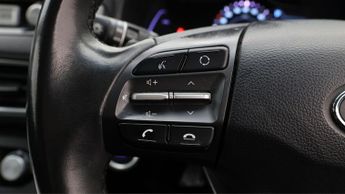 Hyundai KONA PREMIUM