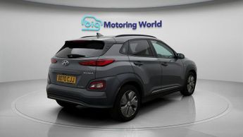 Hyundai KONA PREMIUM