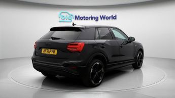 Audi Q2 TFSI S LINE BLACK EDITION