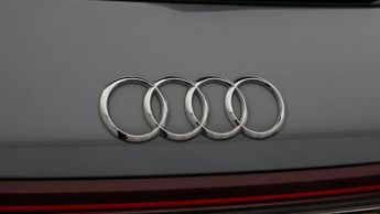 Audi Q4 e-tron SPORT