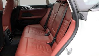 BMW i4 EDRIVE40 SPORT