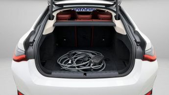 BMW i4 EDRIVE40 SPORT