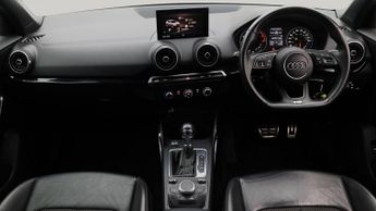 Audi Q2 TFSI S LINE BLACK EDITION