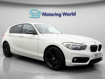 BMW 118 118I SPORT