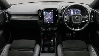 Volvo XC40 T3 R-DESIGN PRO
