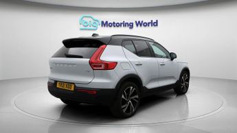 Volvo XC40 T3 R-DESIGN PRO