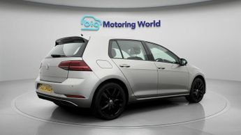 Volkswagen e-Golf E-GOLF