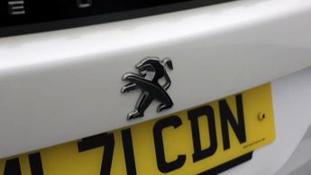 Peugeot E-2008 GT PREMIUM