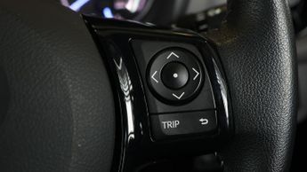 Toyota Yaris VVT-I ICON