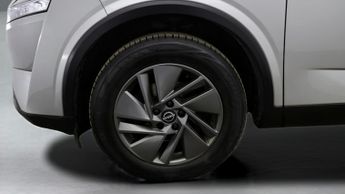 Nissan Qashqai DIG-T ACENTA PREMIUM DCT