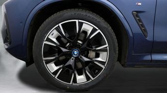 BMW iX3 M SPORT PRO