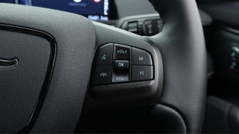 Ford Mustang Mach-E BASE