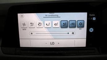 Volkswagen Golf LIFE ETSI DSG