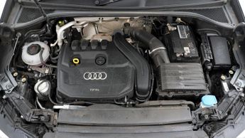 Audi Q3 TFSI S LINE