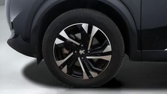 Peugeot E-2008 ALLURE PREMIUM