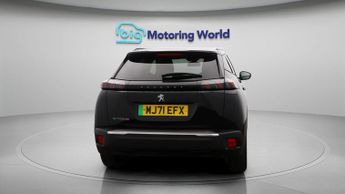 Peugeot E-2008 ALLURE PREMIUM