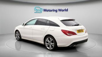 Mercedes-Benz CLA CLA 200 D SPORT