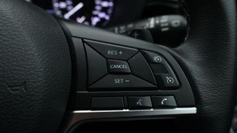 Nissan Juke DIG-T N-CONNECTA DCT