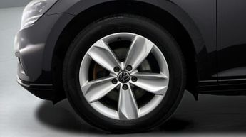 Volkswagen Passat SE NAV TDI DSG