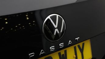 Volkswagen Passat SE NAV TDI DSG
