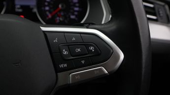 Volkswagen Passat SE NAV TDI DSG