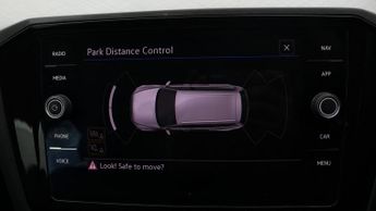 Volkswagen Passat SE NAV TDI DSG