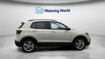 Volkswagen T-Cross ACTIVE TSI DSG