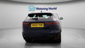 Jaguar F-PACE R-DYNAMIC HSE