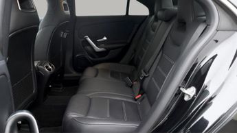 Mercedes-Benz CLA CLA 220 D AMG LINE