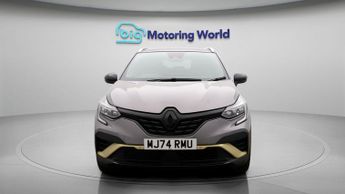 Renault Captur E-TECH ENGINEERED