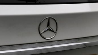 Mercedes-Benz GLA GLA 180 URBAN EDITION