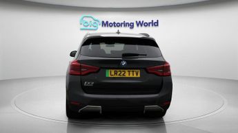 BMW iX3 PREMIER EDITION PRO