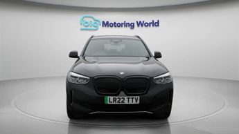 BMW iX3 PREMIER EDITION PRO