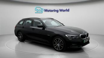 BMW 3 Series 330E SPORT PRO