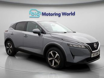 Nissan Qashqai DIG-T N-CONNECTA DCT