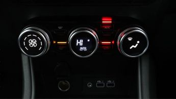 Renault Captur TECHNO E-TECH