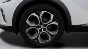 Renault Captur TECHNO E-TECH