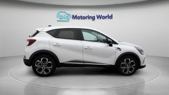 Renault Captur TECHNO E-TECH