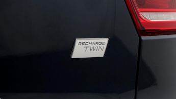 Volvo XC40 RECHARGE TWIN AWD