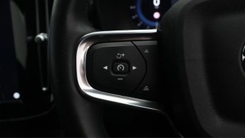 Volvo XC40 RECHARGE TWIN AWD