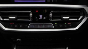 BMW 3 Series 330E M SPORT