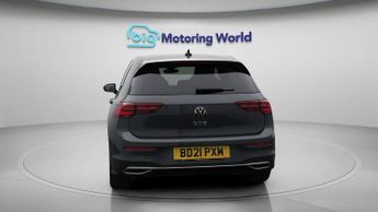 Volkswagen Golf GTE DSG