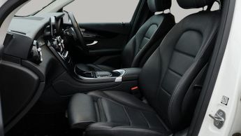 Mercedes-Benz GLC GLC 220 D 4MATIC SPORT