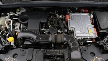 Renault Captur TECHNO E-TECH