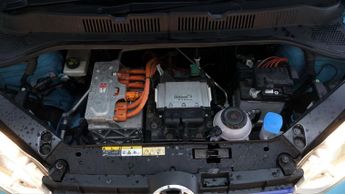 Volkswagen e-up! E-UP