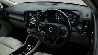 Volvo XC40 B4 INSCRIPTION PRO