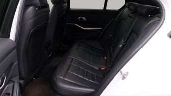 BMW 3 Series 320I M SPORT