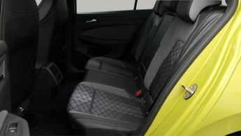Volkswagen Golf R-LINE TDI DSG