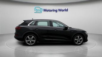 Audi e-tron QUATTRO TECHNIK